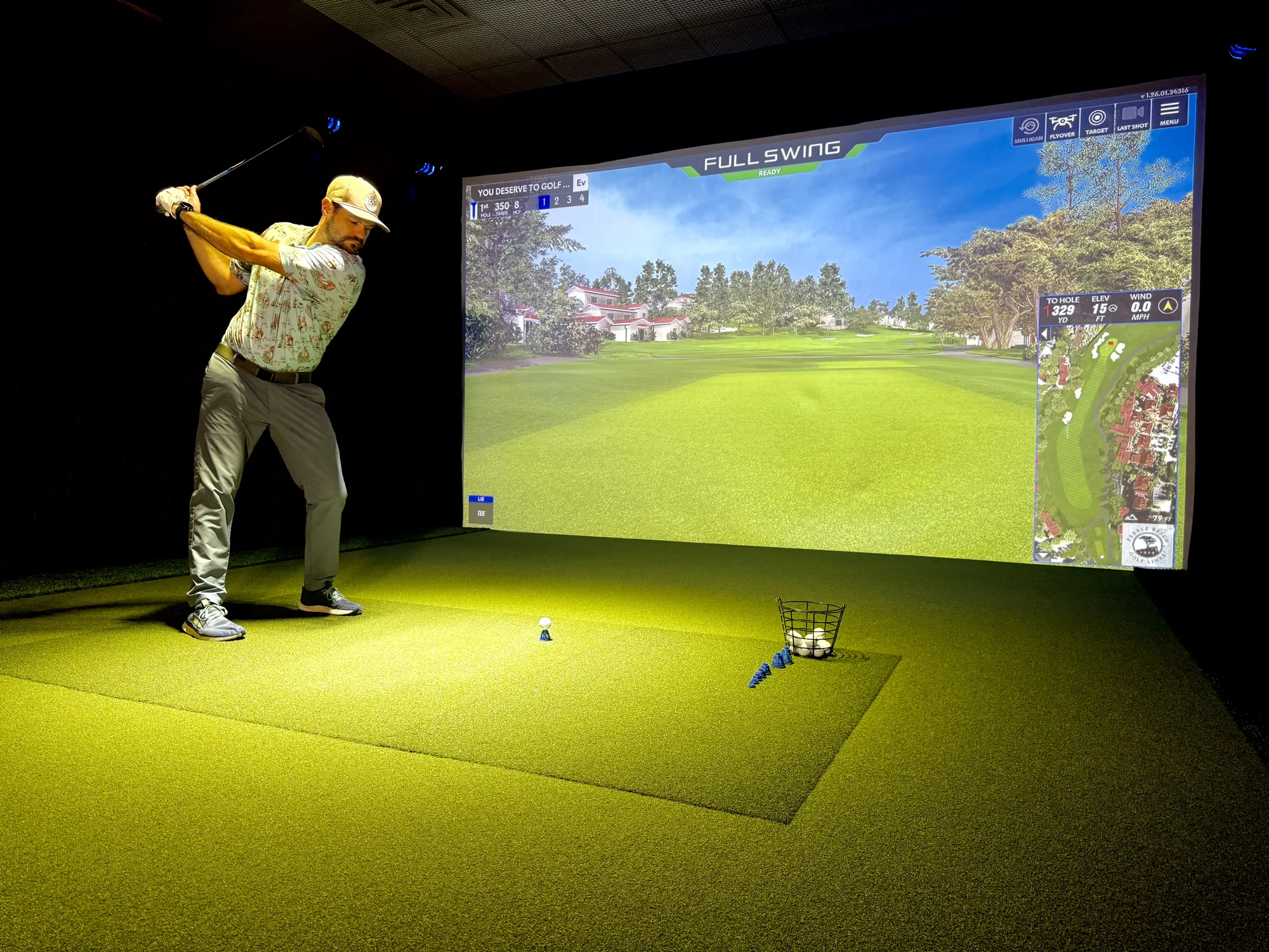 Swing 365 indoor golf simulators facility in Oklahoma City